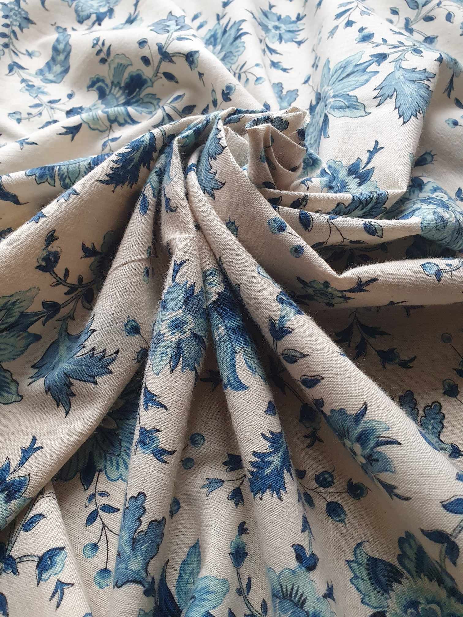 Exquisite Vintage French PAUL DUMAS Fabrication Francais Toile