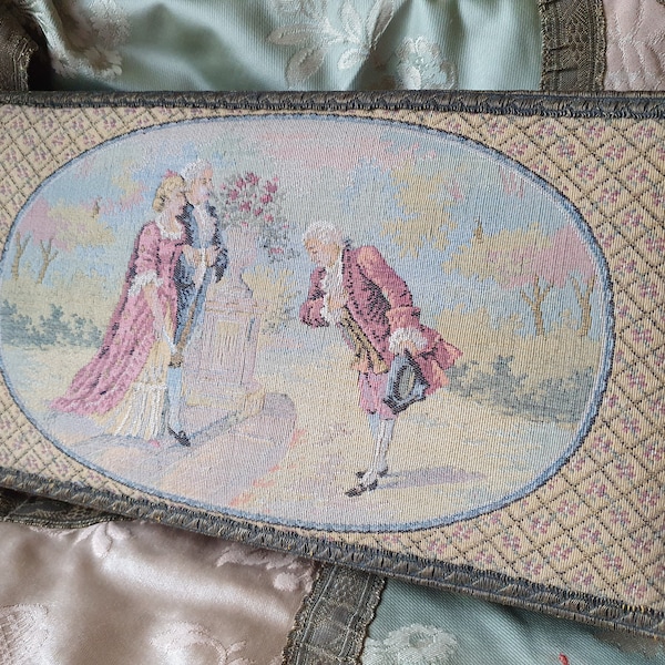 Simply Stunning Rare Antique French Oblong Tapestry Chocolate Box / Ancienne Boite Carton Chocolate Confiserie,Publicitaire,Amazing Graphics