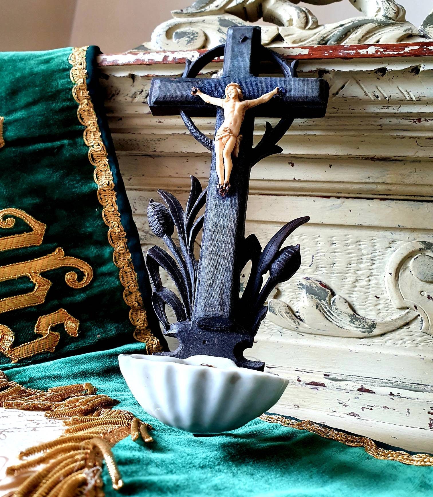 Rare Crucifix Religieux