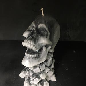 Skull candle/Candle/figure/sculpture/candle 3d/scented/gift/home decor/art design/design candle/fashionable candle/dog/art/deco/unique image 3