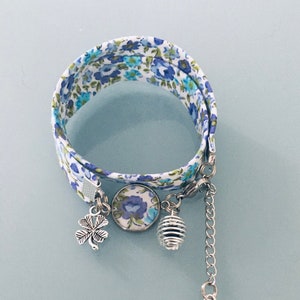 Liberty-Armband mit blauen Kleeblüten, Liberty-Schmuck, Weihnachtsgeschenk, Parfümarmband, Armband, Damengeschenk, Geschenkschmuck