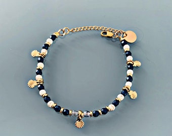 Seashell bracelet, howlite beads curb woman bracelet, navy blue, 24k gold plated Heishi shells and pearls, golden bracelet, gift jewelry