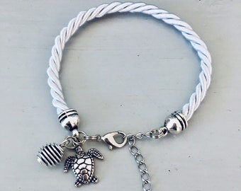 Silver gray women's bracelet with perfume pearl and turtle charm, turtle jewel, jewelry, bracelet, women's jewel, gift jewelry, gift idea