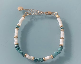 Bracelet in green Jade beads, women's bracelet curb chain magic natural stones and 24 k gold-plated Heishi beads, golden bracelet, gift