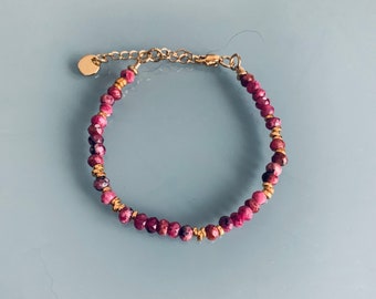 Bracelet Perles roses, bracelet femme gourmette pierres naturelles magiques et perles Heishi plaqué or 24 k, bracelet doré
