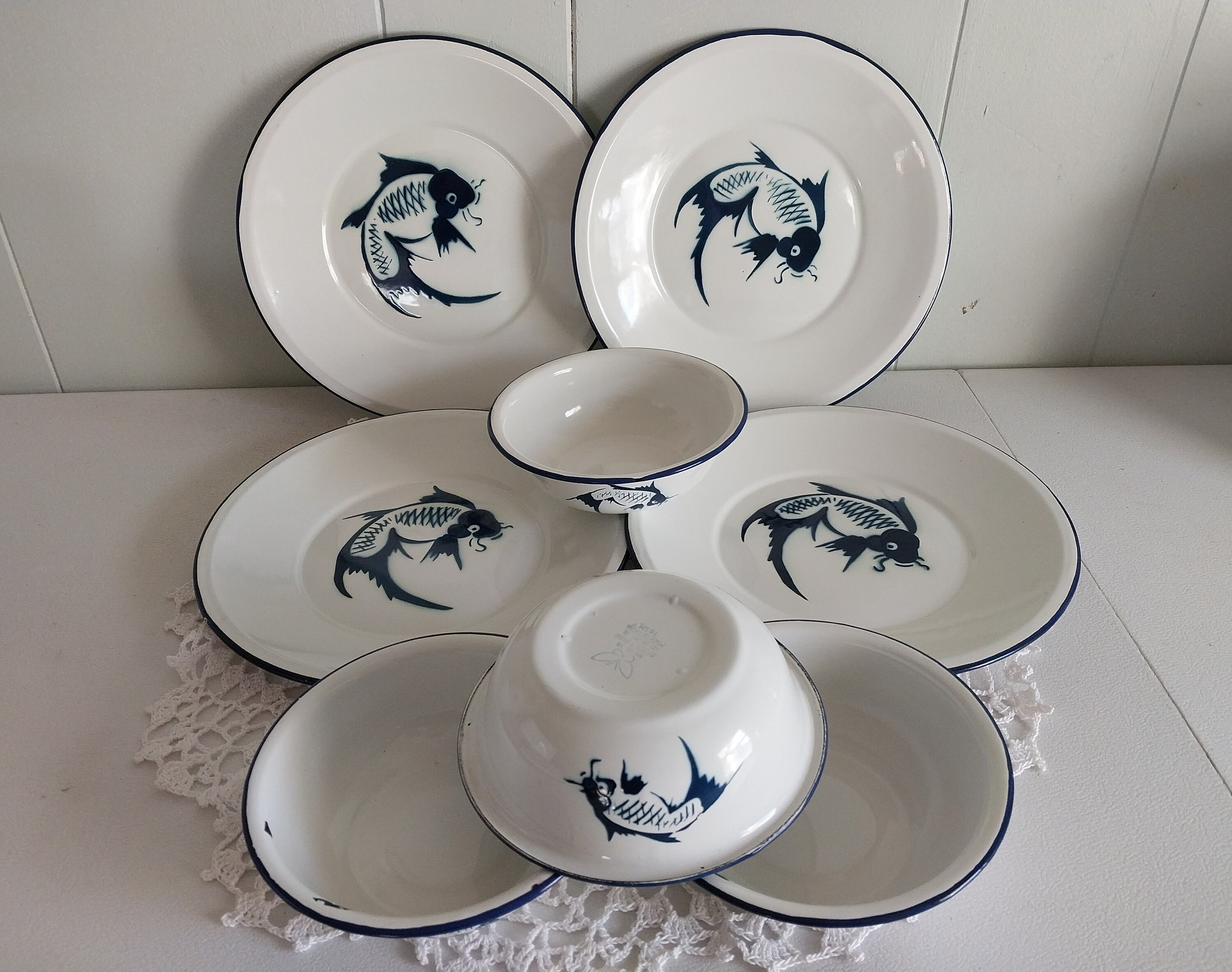Vintage Set of 4 Koi Fish Enamelware Metal Plates and Rice Bowls, Butterfly  Brand, White and Blue, Asian Motif - 18269