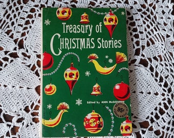 Vintage 1971 Holiday Book, Treasury of Christmas Stories, Paperback - 18123a