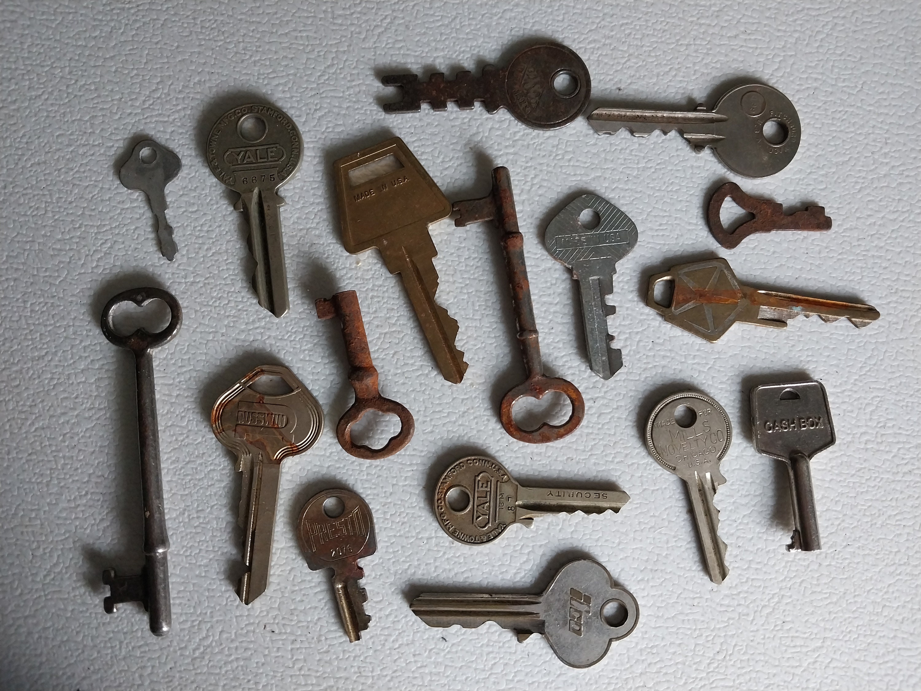 17 Old Vintage and Antique Keys, Skeleton Door Key, Cash Box