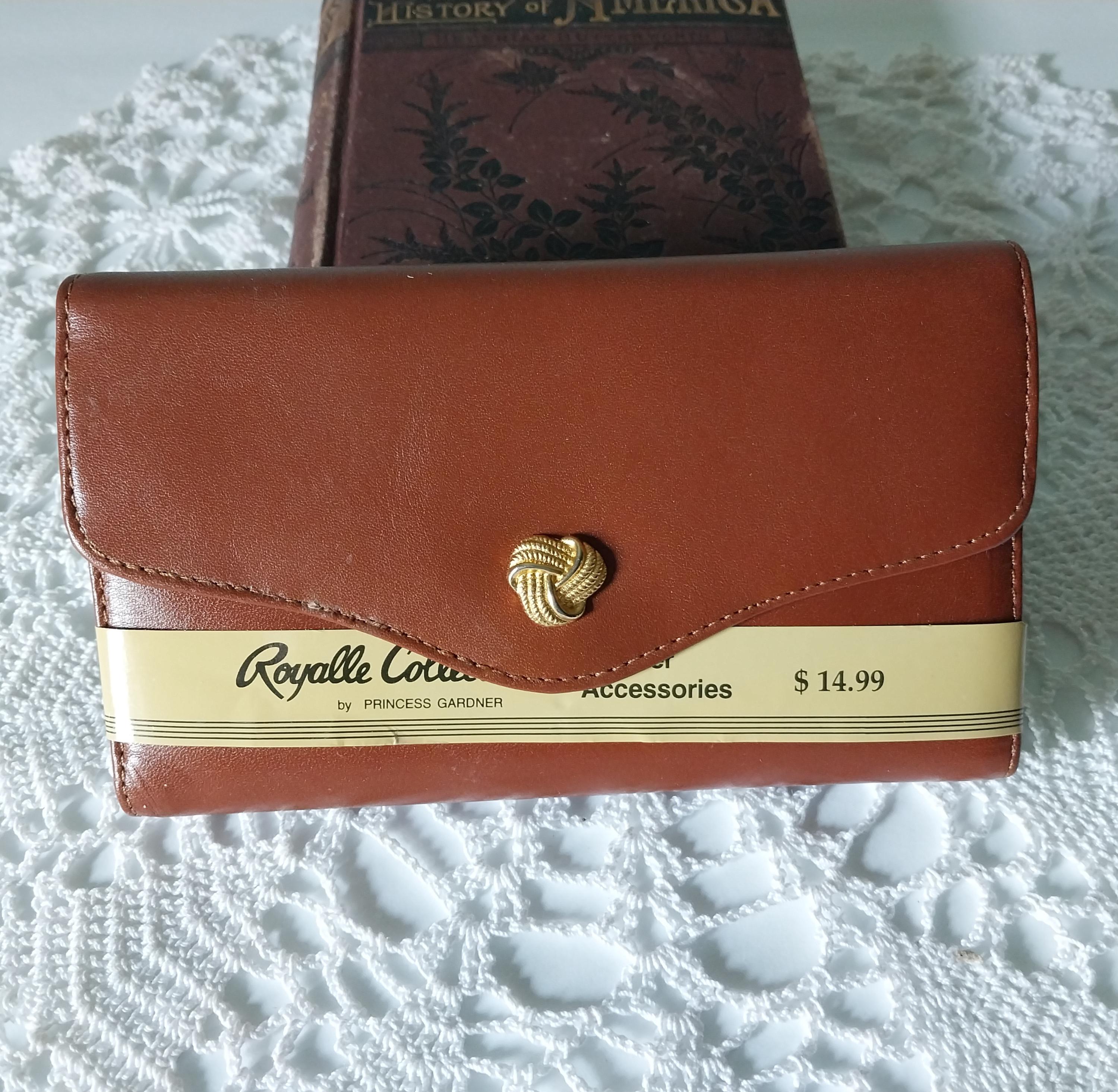 RESERVED FOR MO Unused Vintage Princess Gardner Wallet With Coin - Main Image