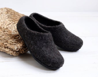 women felt slippers- black woolen shoes- slippers with natural rubber sole- warm home slippers