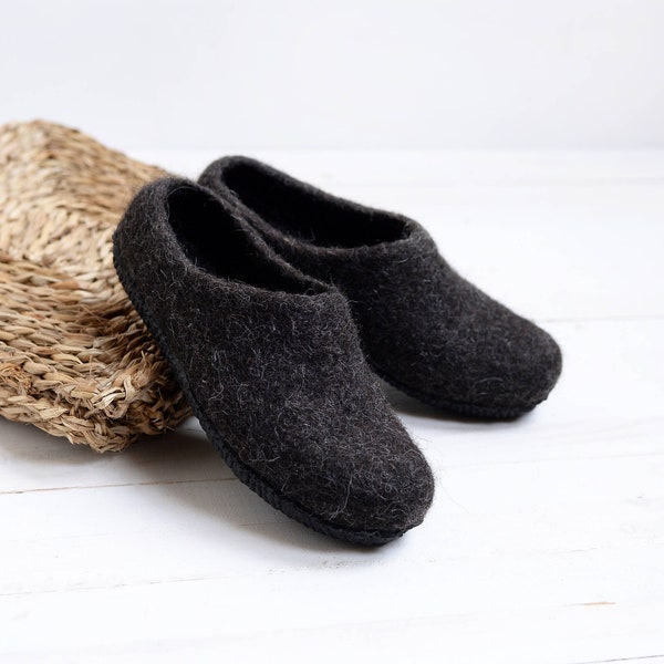 women felt slippers- black woolen shoes- slippers with natural rubber sole- warm home slippers