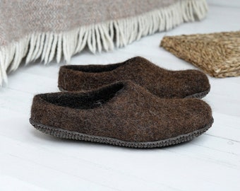 Super comfy felt women slippers for home wearing with natural rubber sole or latex coating