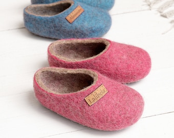 Personal felt baby slippers- felted kids slippers- wool baby clogs- kids felt shoes- wool slippers for children- toddler slippers