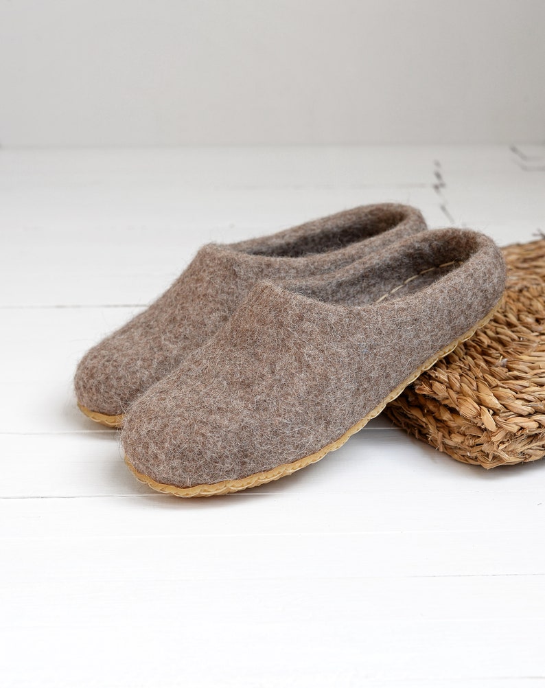 Boiled wool woman slippers felt slippers wool clogs | Etsy