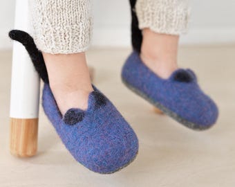 Gefilzte Kinderhausschuhe aus natürlicher Schafwolle - hautfreundliches Kleinkind Wollhausschuhe im Tiermotiv mit Personalisierung