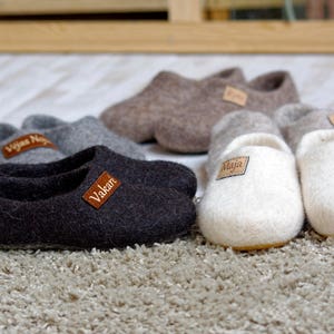 Felt kids slippers felted baby slippers wool baby clogs kids felt shoes wool slippers for children natural wool slippers image 7