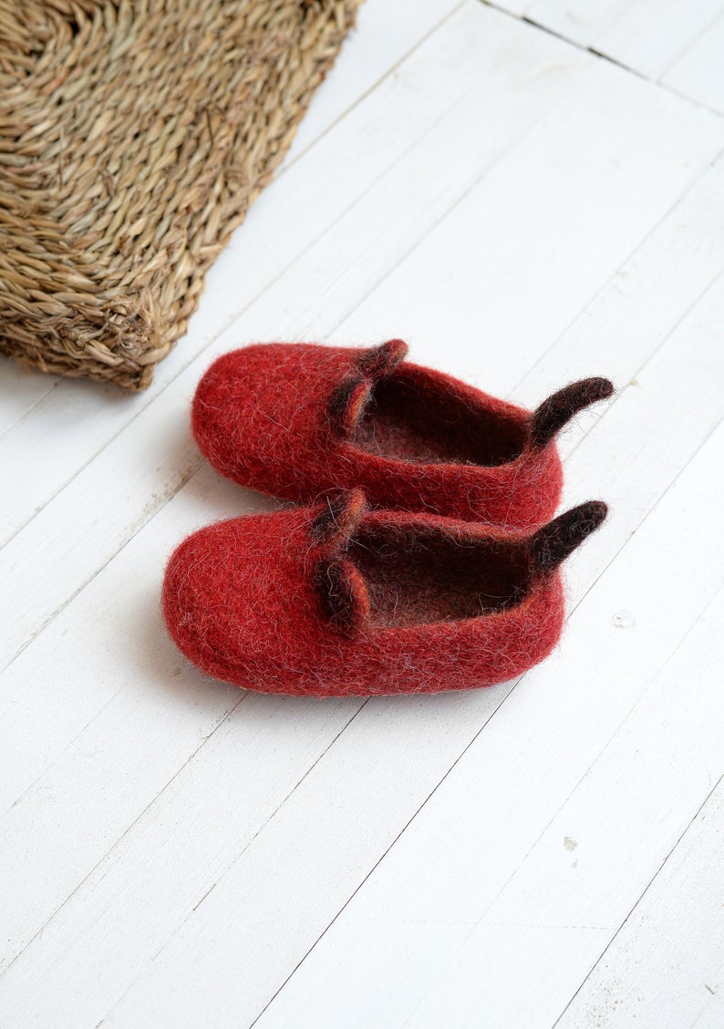 Kids felt slippers with non slip sole - red color boiled wool shoes image 3