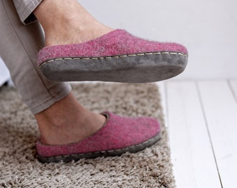 Wet felt pink slippers with custom leather sole for lady, sheep wool slippers