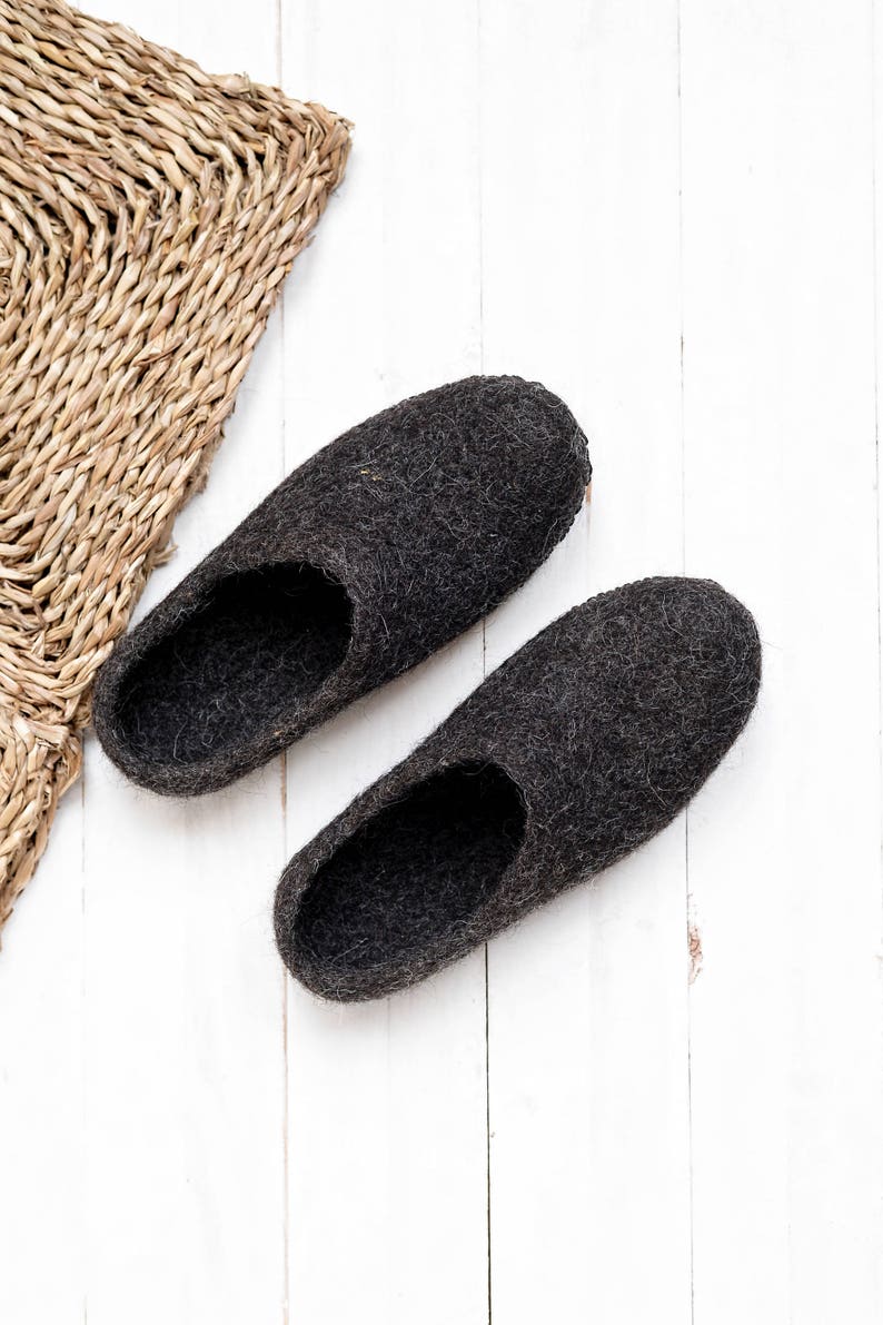 women felt slippers black woolen shoes slippers with natural rubber sole warm home slippers image 5