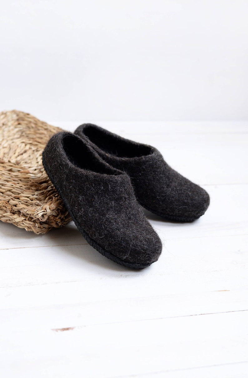 women felt slippers black woolen shoes slippers with natural rubber sole warm home slippers image 1