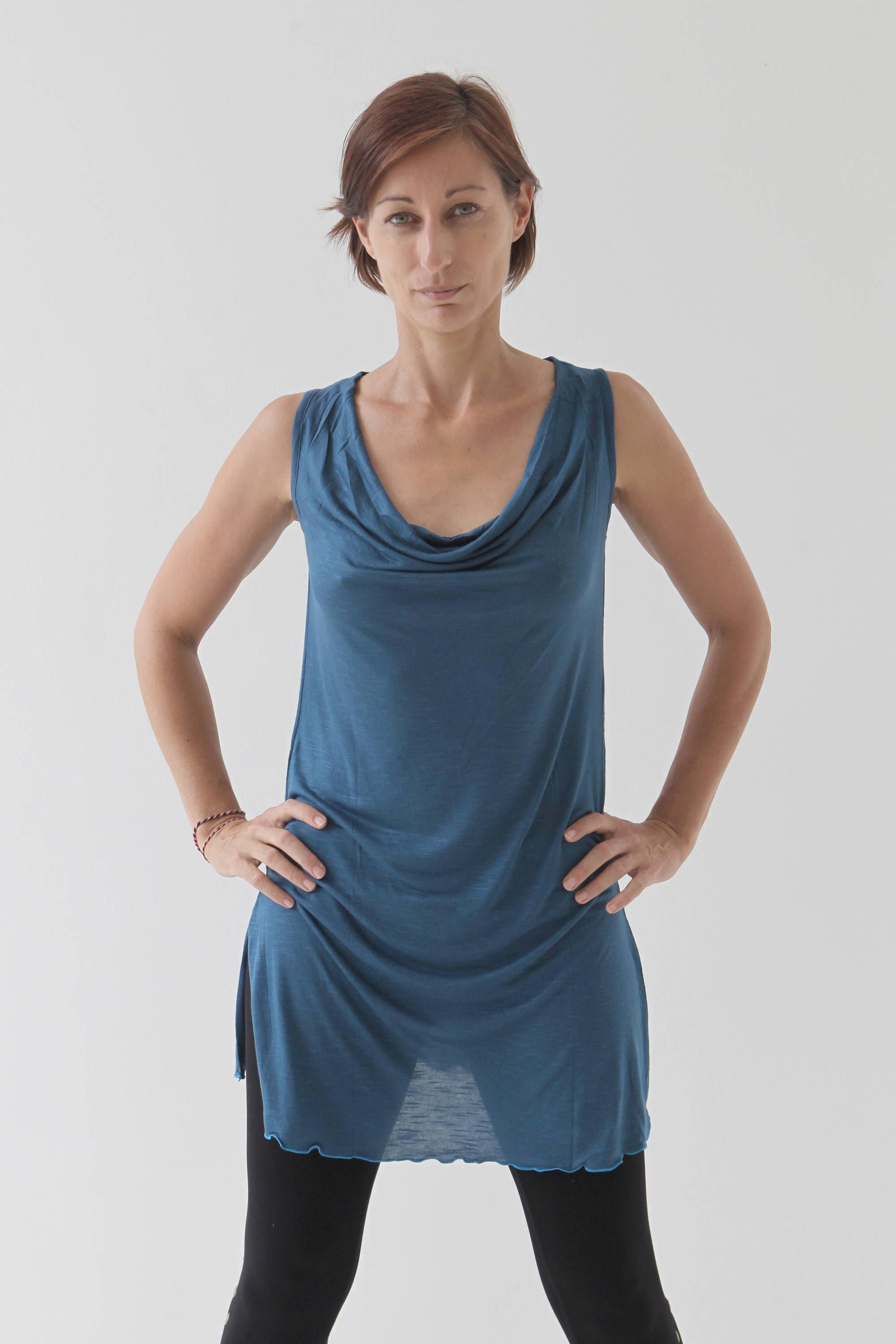 Long Tunic Tops to Wear With Leggings