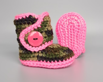 Infant Cowgirl Boots, Hot Pink Newborn Booties, Camouflage Crib Shoes, Crochet Baby Booty, Pink Camo Baby Shoes, Infant Hunting Outfit