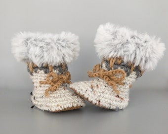 Knit Baby Booty, Warm Winter Oatmeal Baby Shoes, Knitted Fur Infant Booties, Gender Neutral Newborn Present, Baby Shower Gift for Baby Girl