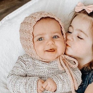 Dusty Pink Baby Bonnet, Baby Girl Bonnet, Crochet Baby Hat, Newborn Girl Outfit, Baby Photo Prop, Baby Shower Present, Infant Girl Clothing