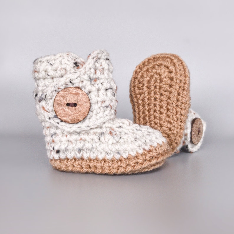 Crochet Baby Booties, Gender Neutral Boots, Oatmeal Walkers, New Baby Uggs, White Baby Shoes, Handmade Infant Booties, Ivory Newborn Booty image 2