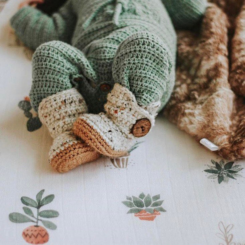 Crochet Baby Booties, Gender Neutral Boots, Oatmeal Walkers, New Baby Uggs, White Baby Shoes, Handmade Infant Booties, Ivory Newborn Booty image 1