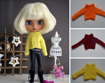 Pull tricoté pour poupée blythe. (Pour les personnes de 14 ans et plus)