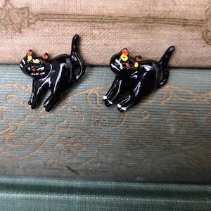 Vintage Painted Black Cat Halloween Stud Earrings Playful Black Cat Stud Earrings Halloween Cat Earrings Black Halloween Cat Earrings