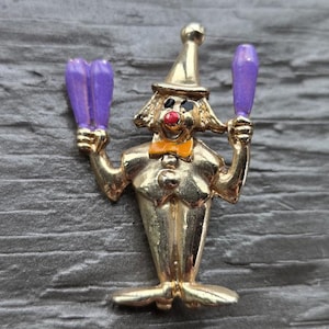 Vintage Circus Clown Juggling Gold Tone and Purple ORange Enamel Brooch Juggling Circus Clown Pin