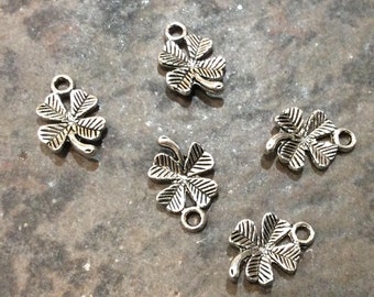 CLEARANCE Four leaf clover charms Package of 5 charms Irish charms Good luck charms Antique Silver Clover Charms