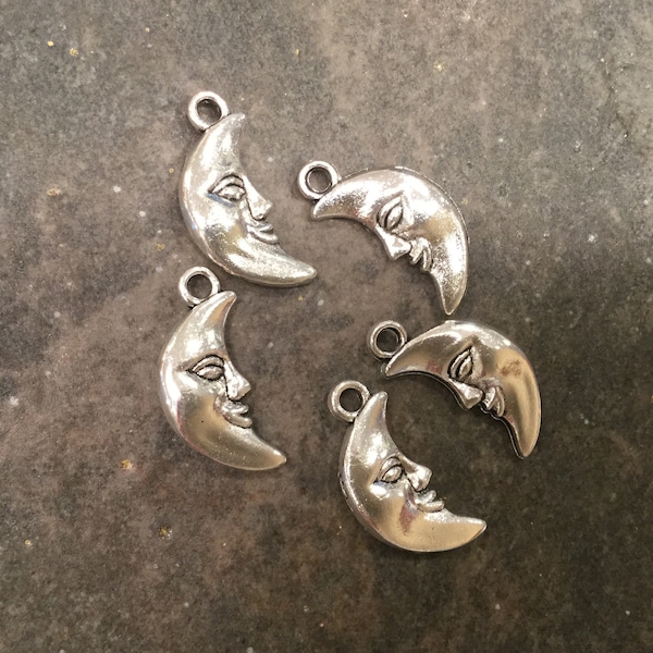 Moon charms in antique silver finish Package of 5 charms Celestial charms for jewelry making