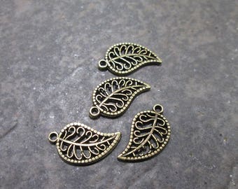 CLEARANCE Filigree Leaf Charms package of 4 with antique bronze finish Double Sided Oak leaf charms scroll pattern