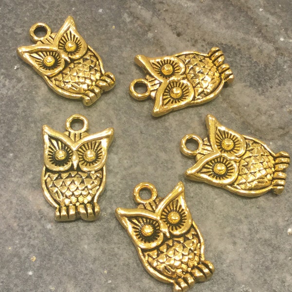 CLEARANCE Antique Gold Owl charms Package of 5 Fall and Halloween charms for jewelry making