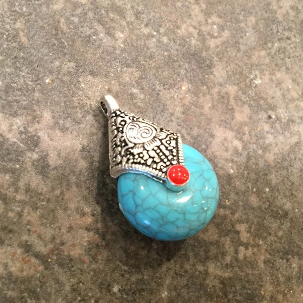 Tibetan Turquoise resin pendant charms with ornate silver caps Gorgeous jewelry making pendants ONE pendant