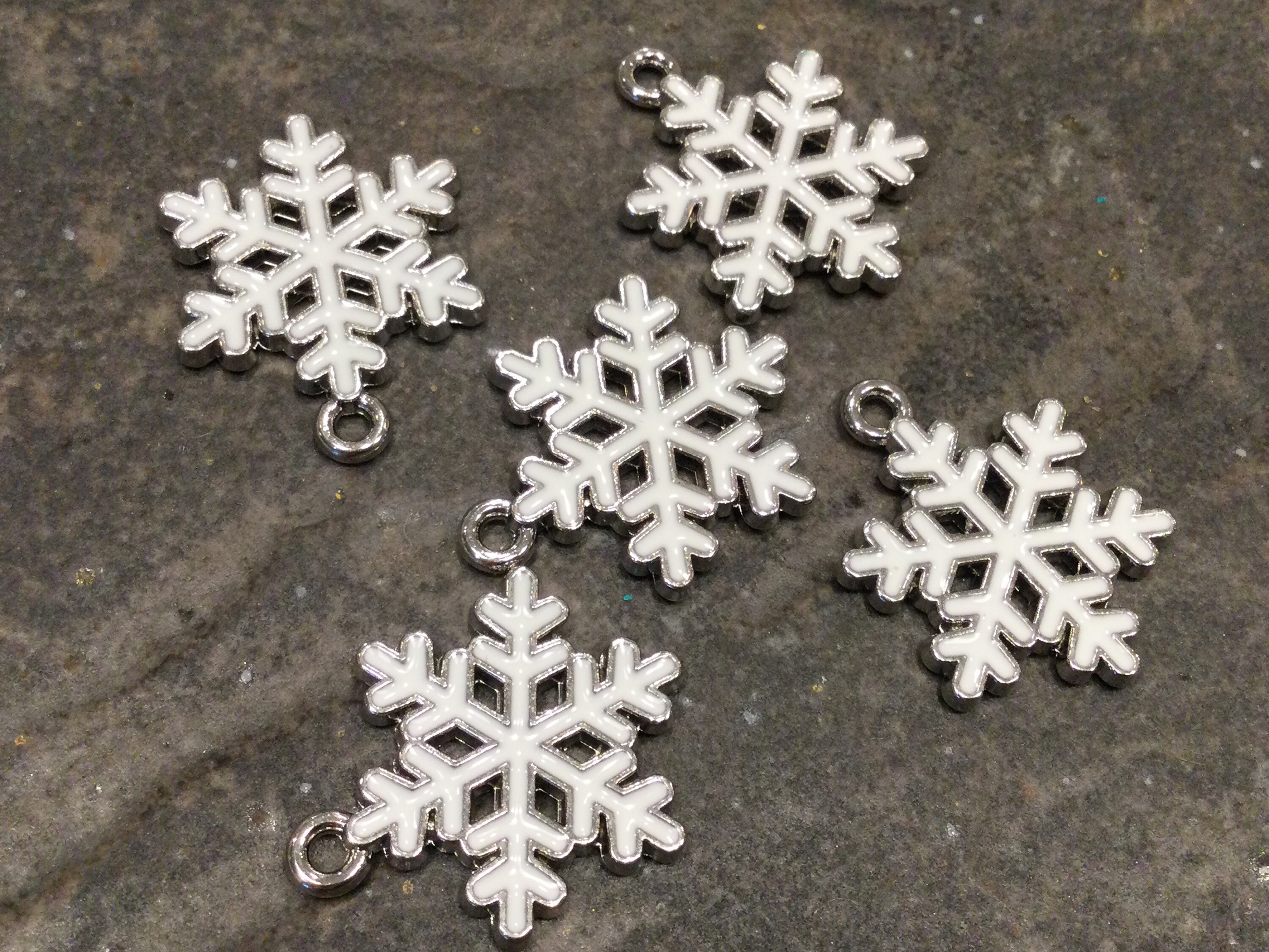 90pcs Silver Christmas Holiday Charm Set - Snowflake Charms - Winter Charm - Christmas Pendants