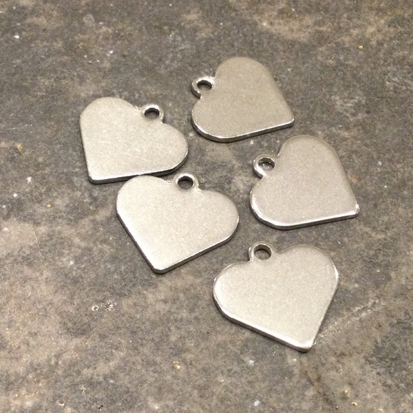 CLEARANCE Stainless Steel Heart pendants or stamping blanks for jewelry making Package of 5 Antique silver charms