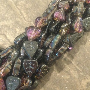 CLEARANCE Iridescent glass leaf beads with reversible colors set of 10 beads Great for earrings Black Pink mix