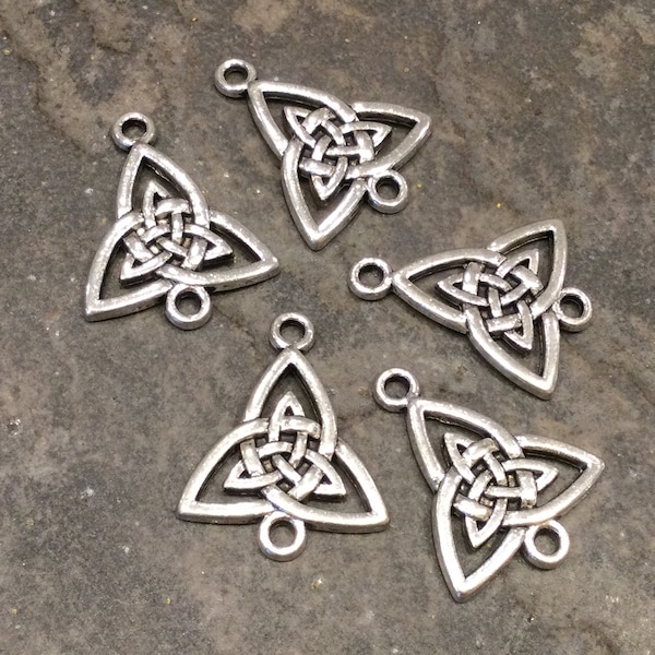 Celtic knot or Trinity knot connectors package of 5 charms for Irish jewelry