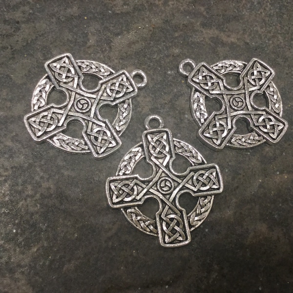 Round Celtic Cross Charms Package of 3 charms Antique Silver Celtic Cross Charms
