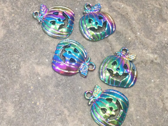 CLEARANCE Rainbow finish Halloween Pumpkin Jack O'Lantern Charms Package of 5