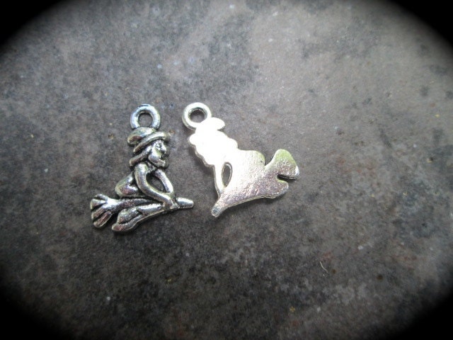 Halloween Witch Charms Nicely Detailed Package of 5 Fall Charms Flying Witch  Charms Great for Adjustable Bangle Accents 