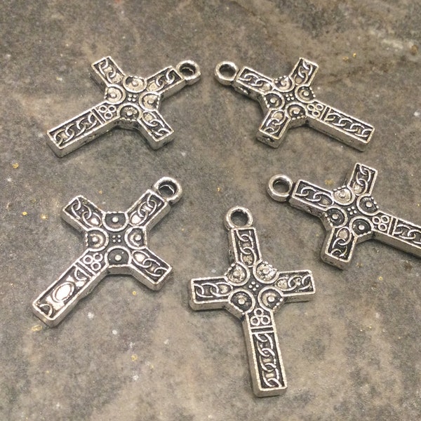 CLEARANCE Celtic Cross Charms Package of 5 charms Antique Silver Celtic Cross Charms
