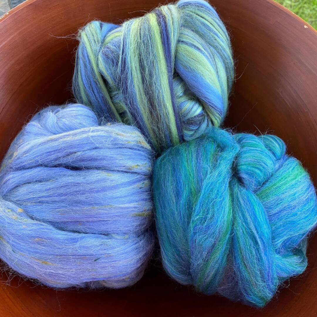 Merino Wool 21.5mic Roving, Multi Color Selections Perfect for Spinning, Weaving or Felting ...