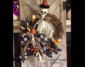 Halloween Wreath, Scary Halloween Wreath, Halloween Decor, Halloween Wreaths for Front Door, Skeleton Wreath, Outdoor Halloween Decorations