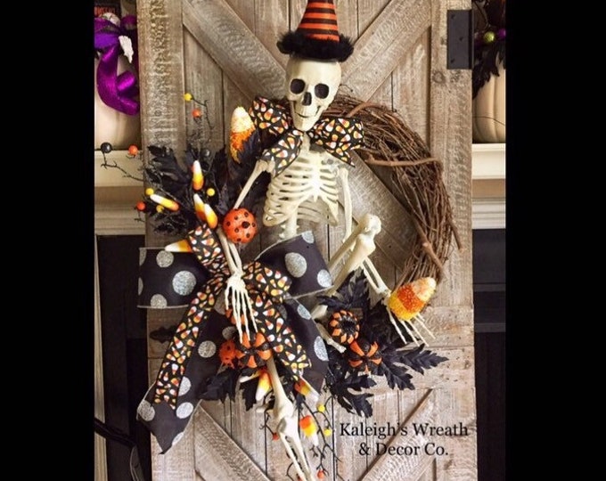Featured listing image: Halloween Wreath, Scary Halloween Wreath, Halloween Decor, Halloween Wreaths for Front Door, Skeleton Wreath, Outdoor Halloween Decorations