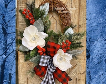 Magnolia Wreath, Christmas Wreath for Front Door, Farmhouse Christmas Decorations, Magnolia Leaves Wreath, Holiday Home Decor, Rustic